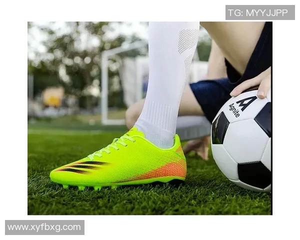 足球明星穿碎钉鞋的风采与表现分析