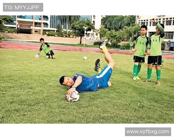 中国足球明星背后的奋斗历程与成长故事揭秘